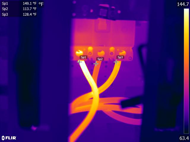 FLIR infrared image of electrical disconnect showing hot connections at 149°F